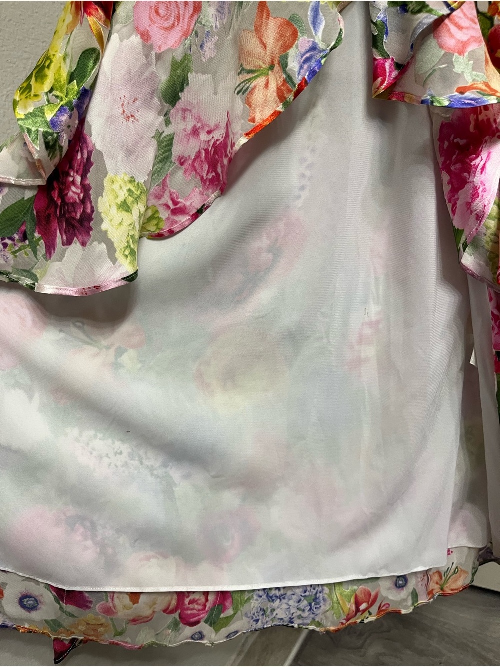 Alice + Olivia Hayden Floral Ruffle Maxi Dress Size 10 - Picture 6 of 12
